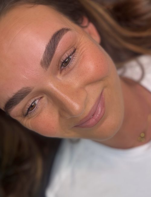 Facetune_08-04-2026-17-47-28